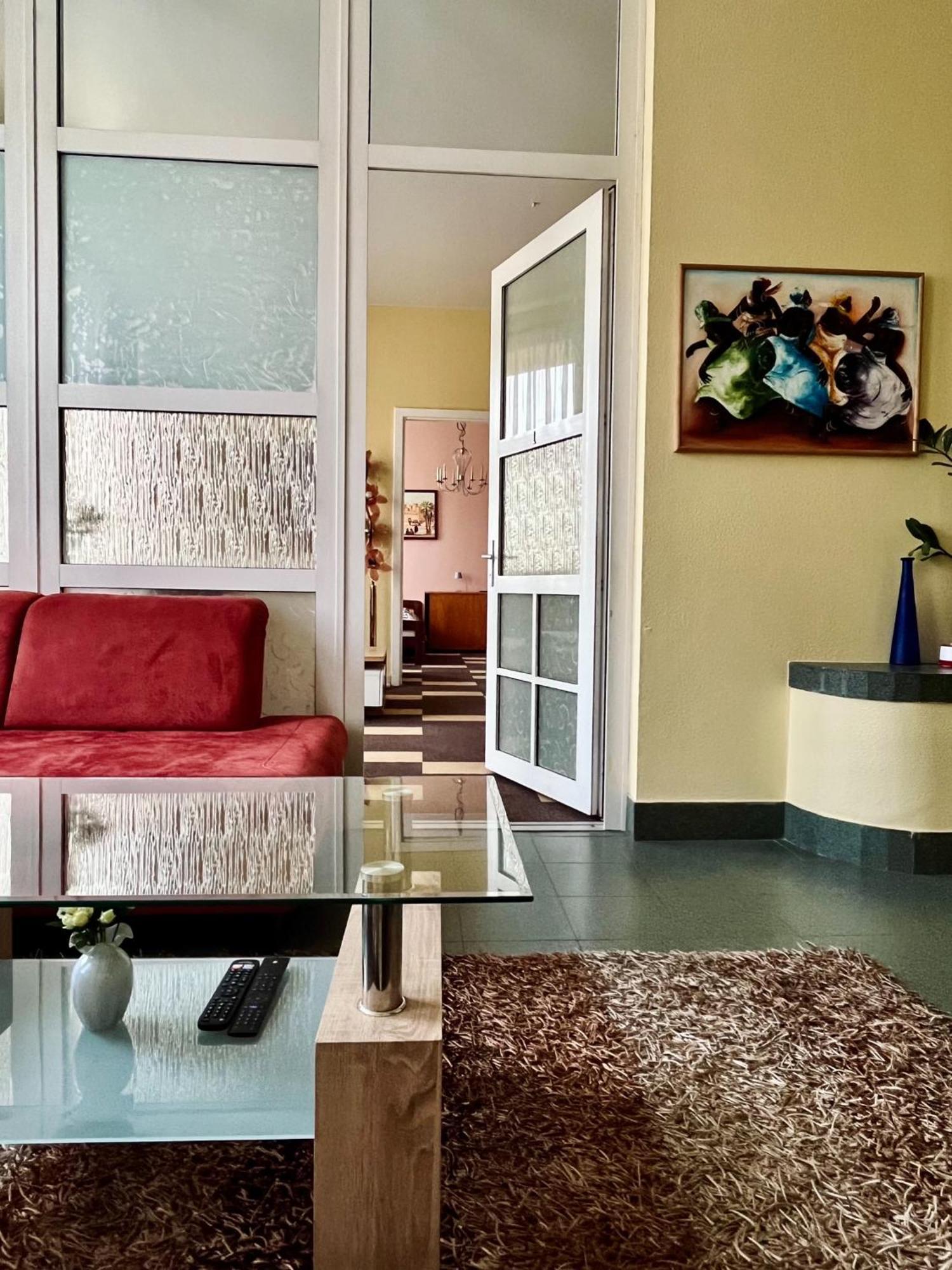 Хостел Sija'S House Каунас Экстерьер фото